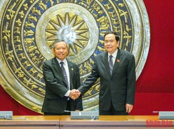 Thúc đẩy quan hệ hữu nghị, hợp tác toàn diện giữa hai nước Việt Nam-Lào