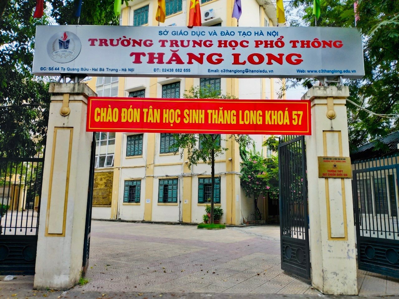 Cơ quan nào bổ nhiệm hiệu trưởng, hiệu phó khi vận hành chính quyền 2 cấp?
