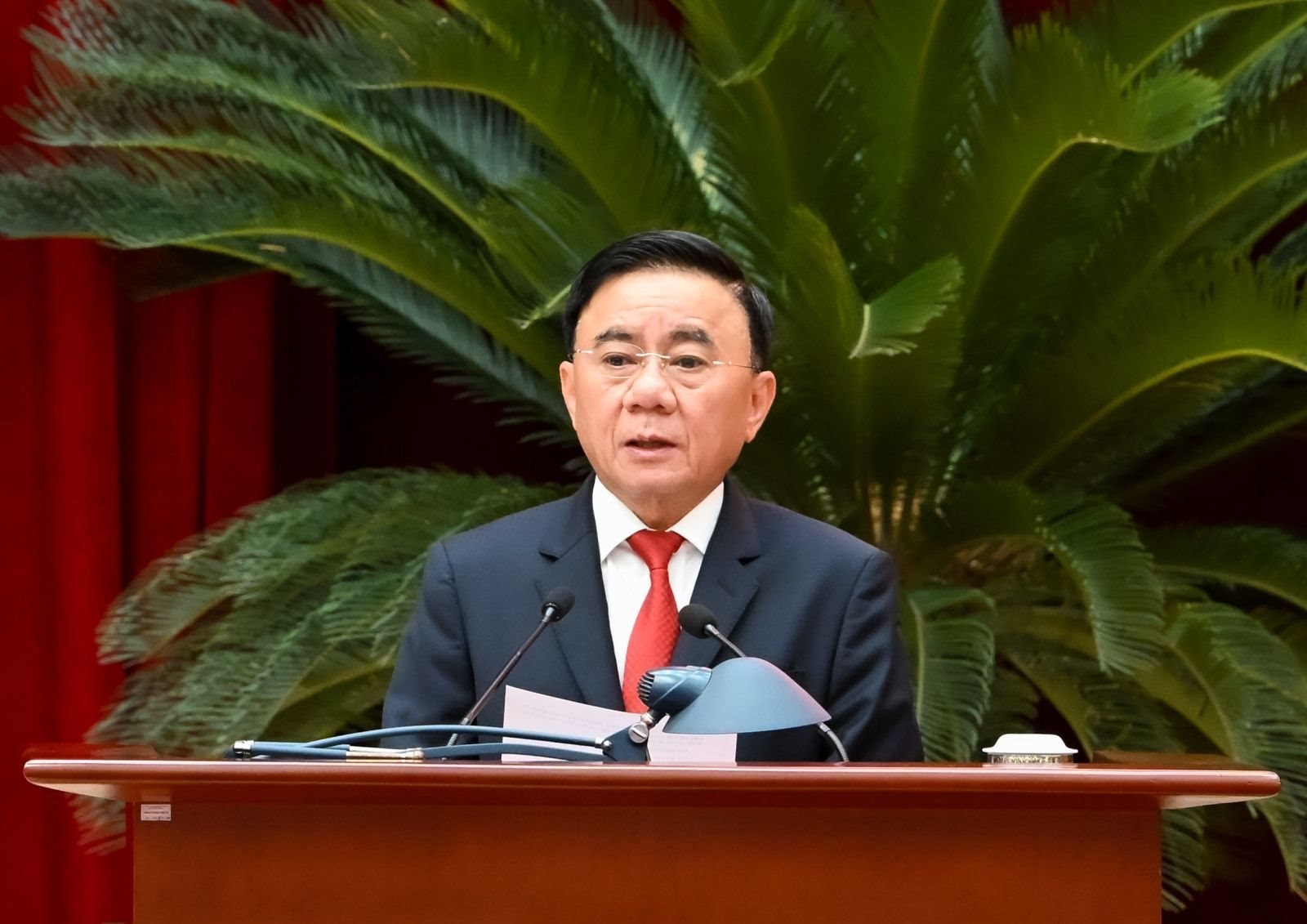 Bộ Chính trị: Phải chuyển từ đánh giá cảm tính sang đánh giá thực chất