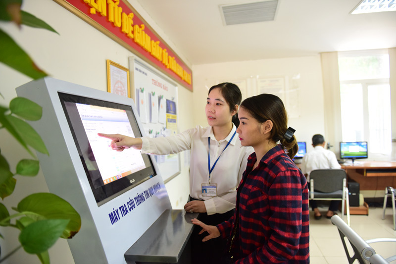 Năm 2026, phấn đấu tối thiểu 95% người dân, doanh nghiệp hài lòng khi sử dụng dịch vụ công trực tuyến