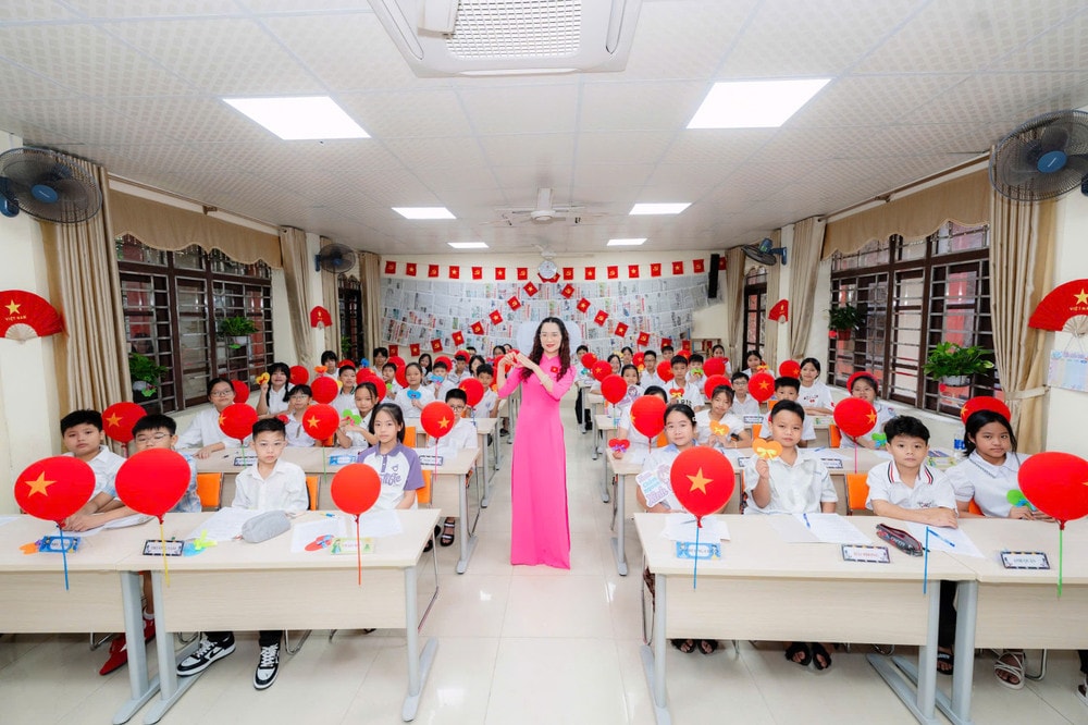 Tổng Bí thư Tô Lâm ký ban hành Nghị quyết của Bộ Chính trị về đột phá phát triển giáo dục và đào tạo