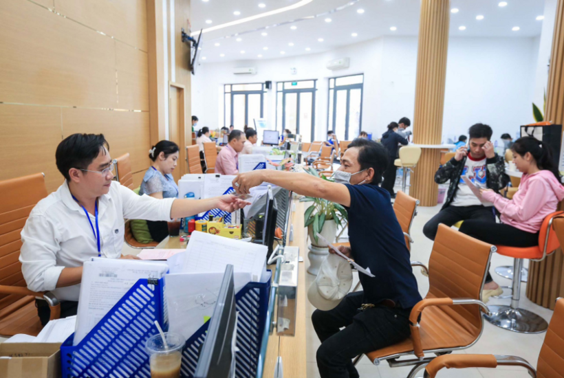 Hơn 74.200 cán bộ, công chức nghỉ việc do sắp xếp bộ máy được nhận tiền trợ cấp