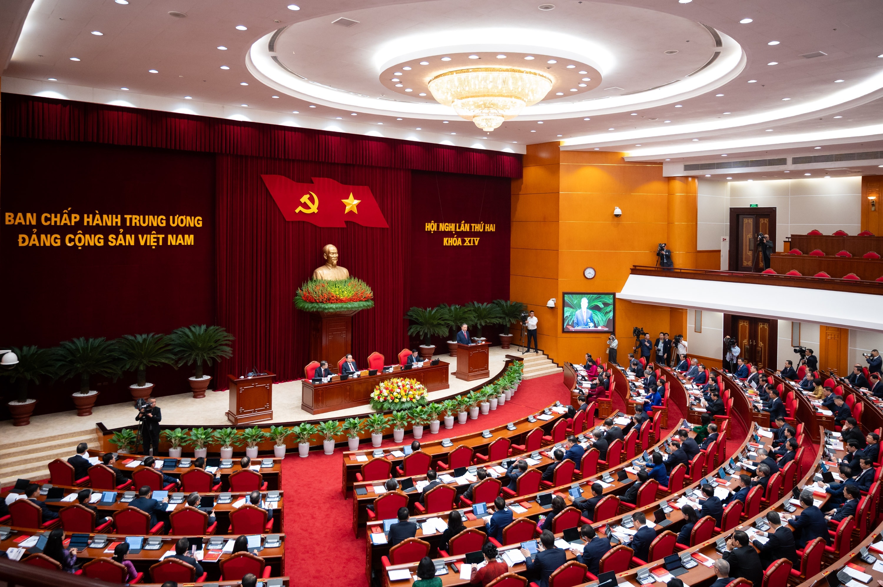 Hưởng ứng bài phát biểu bế mạc Hội nghị Trung ương 2 khóa XIV của Tổng Bí thư Tô Lâm: Cải cách chính quyền địa phương bắt đầu từ thay đổi ở cấp cơ sở