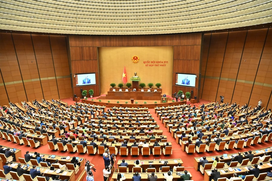 Quốc hội đổi mới lập pháp, kiến tạo phát triển