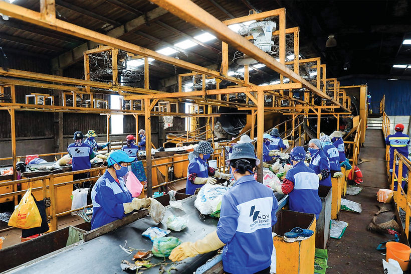 Pháp luật về kiểm soát chất thải rắn trong lĩnh vực công nghiệp