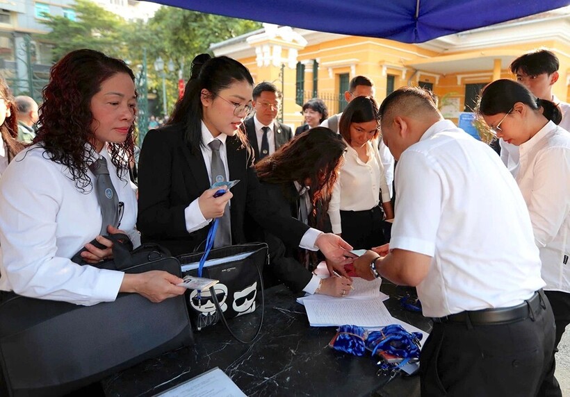 Luật sư công và vai trò mới trong cơ chế giám sát xã hội
