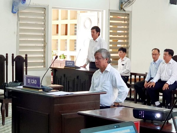 Nguyên Giám đốc Sở Y tế Long An bị tuyên phạt mức án 3 năm tù giam