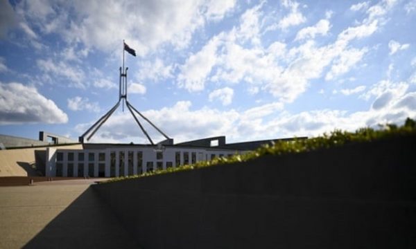 Australia: Người dân giảm niềm tin vào khả năng xử lý tham nhũng của Chính phủ