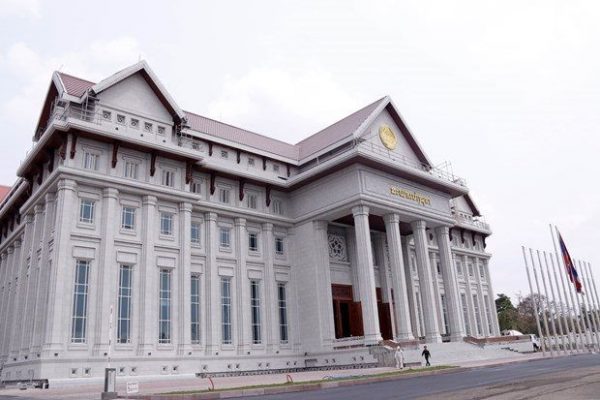 Việt Nam bàn giao công trình Nhà Quốc hội phục vụ Kỳ họp thứ nhất Quốc hội Lào