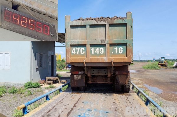 Đắk Nông: Mỏ đá “tiếp tay” cho xe cơi nới, quá tải tung hoành trên QL14C