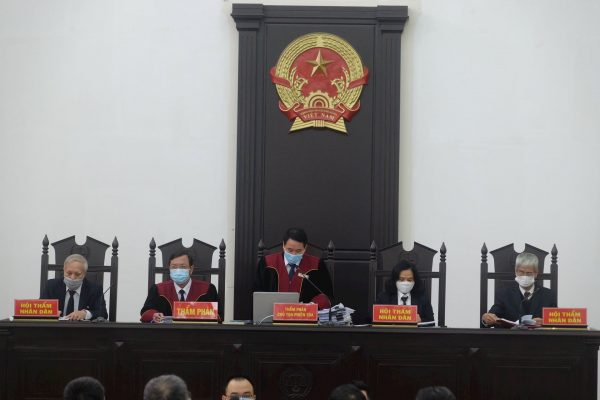 Hai cựu Phó Tổng Giám đốc của VEC lần lượt lĩnh 6 và 7 năm tù