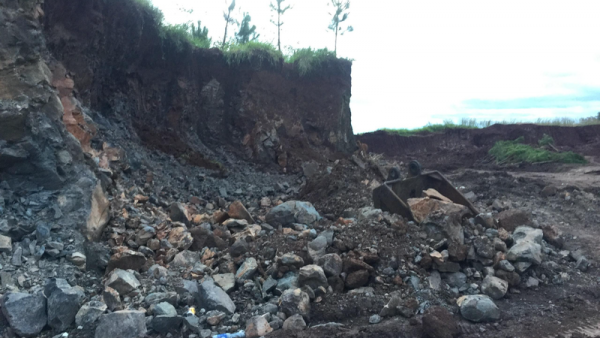 Tiếp bài nhức nhối nạn khai thác lậu khoáng sản: Báo cáo bị đánh giá “bất thường” của UBND huyện Đơn Dương