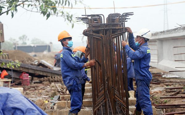 Gỡ vướng trong thi công đường cao tốc qua Nghệ An, Hà Tĩnh