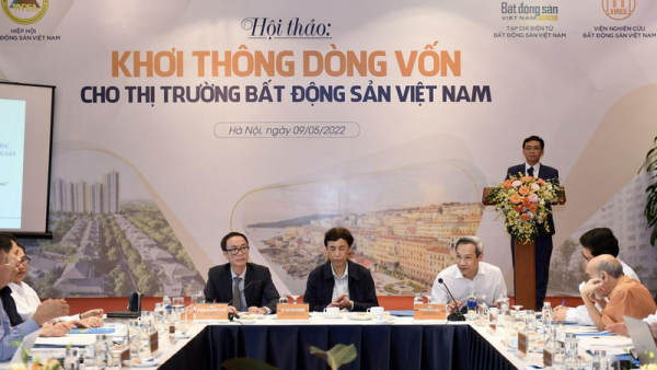 Khơi thông dòng vốn cho thị trường bất động sản Việt Nam