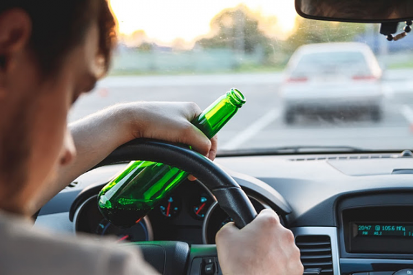 Nên coi người lái xe sau khi uống rượu bia là tội phạm hình sự, kể cả chưa gây tai nạn