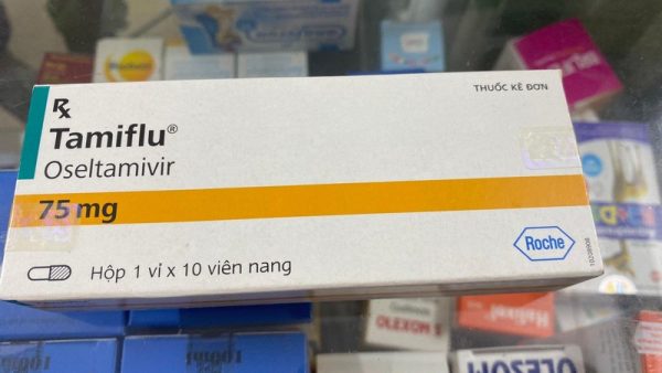 Hà Nội: Thuốc Tamiflu điều trị cúm A lại bị “thổi giá”