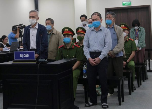 Cựu Thứ trưởng Bộ Y tế Cao Minh Quang và các bị cáo nói lời sau cùng