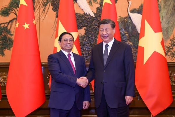 Thủ tướng kết thúc tốt đẹp chuyến thăm chính thức Trung Quốc và tham dự Hội nghị WEF Thiên Tân