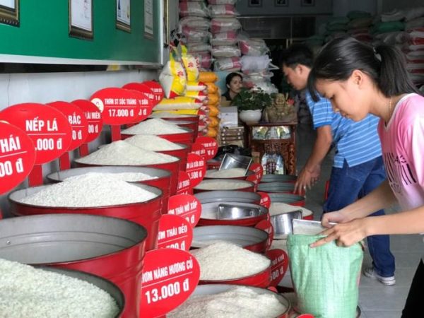 Xử lý nghiêm các trường hợp trục lợi bất chính, đẩy giá lúa gạo lên cao