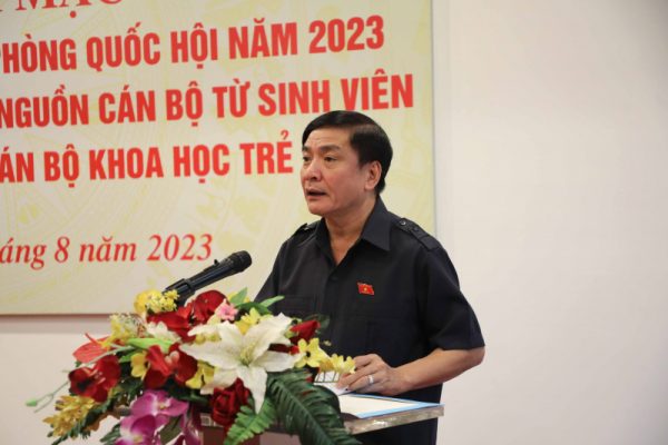 Tổng Thư ký Quốc hội, Chủ nhiệm Văn phòng Quốc hội Bùi Văn Cường dự lễ khai mạc kỳ thi tuyển dụng công chức Văn phòng Quốc hội năm 2023