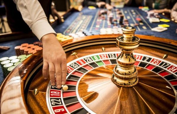 Đề nghị tăng cường kiểm tra đột xuất hoạt động casino