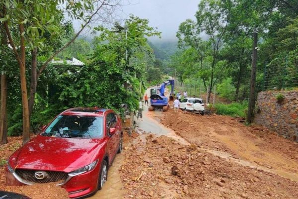 Xử lý nghiêm công trình vi phạm có nguy cơ gây xói lở đất tại Sóc Sơn