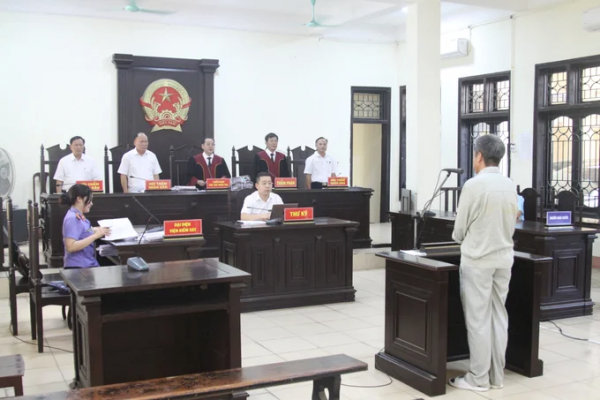 Cựu PGĐ Trung tâm xét nghiệm lĩnh 8 năm tù vì nhận hơn 2 tỷ của Việt Á