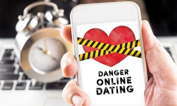 Cảnh giác trước các ứng dụng hẹn hò online nhằm lừa đảo chiếm đoạt tài sản